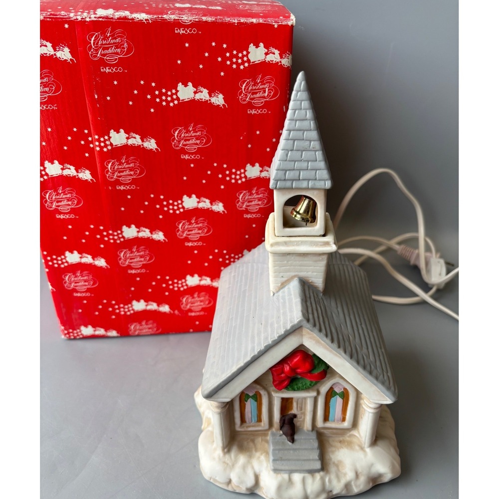 Enesco A Christmas Tradition Lighted Porcelain Church Village Figurine 1987‎
